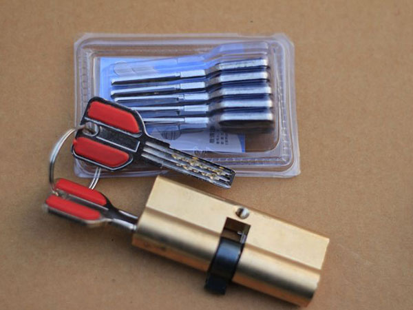 丹棱24小时上门开锁公司